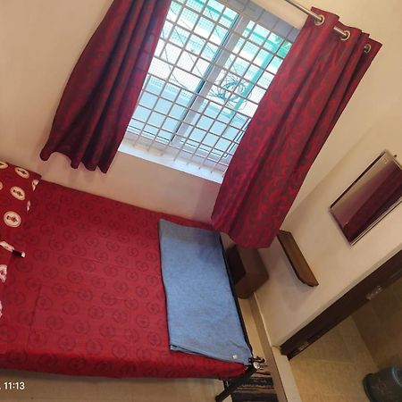 Hotel Sree Laxmi Mahal à Thoothukudi Extérieur photo